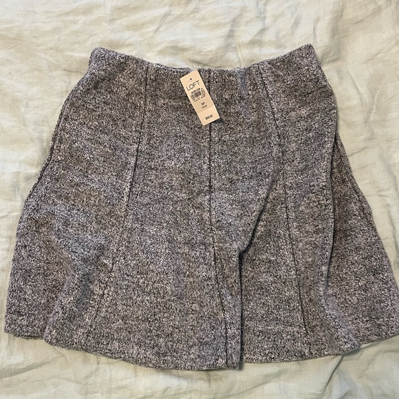 LOFT Women’s Fit & Flare Skirt Size Petite Small in Grey - Picture 4 of 4